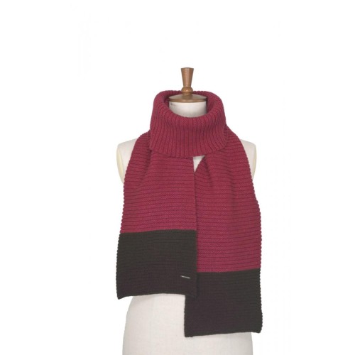 Toggi Thorpe Knitted Scarf Pomegranate